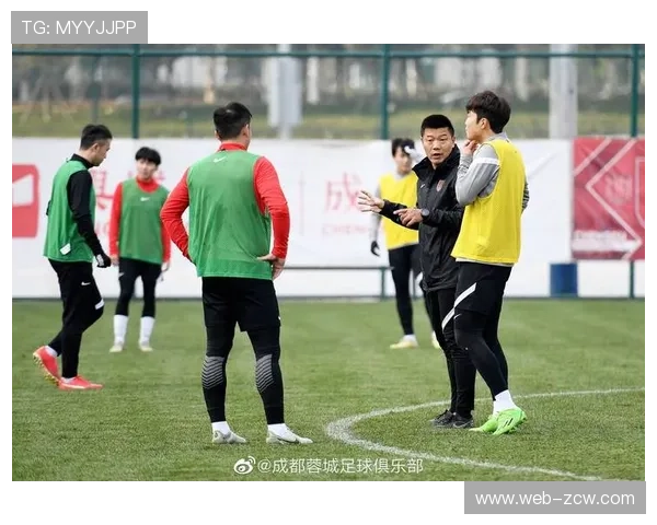 海港与成都谁更有希望夺冠顶级外援归化猛将及港澳台球员助力分析